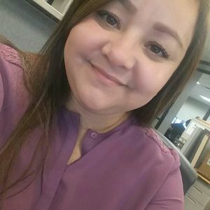 Meet your Posher, Lorena